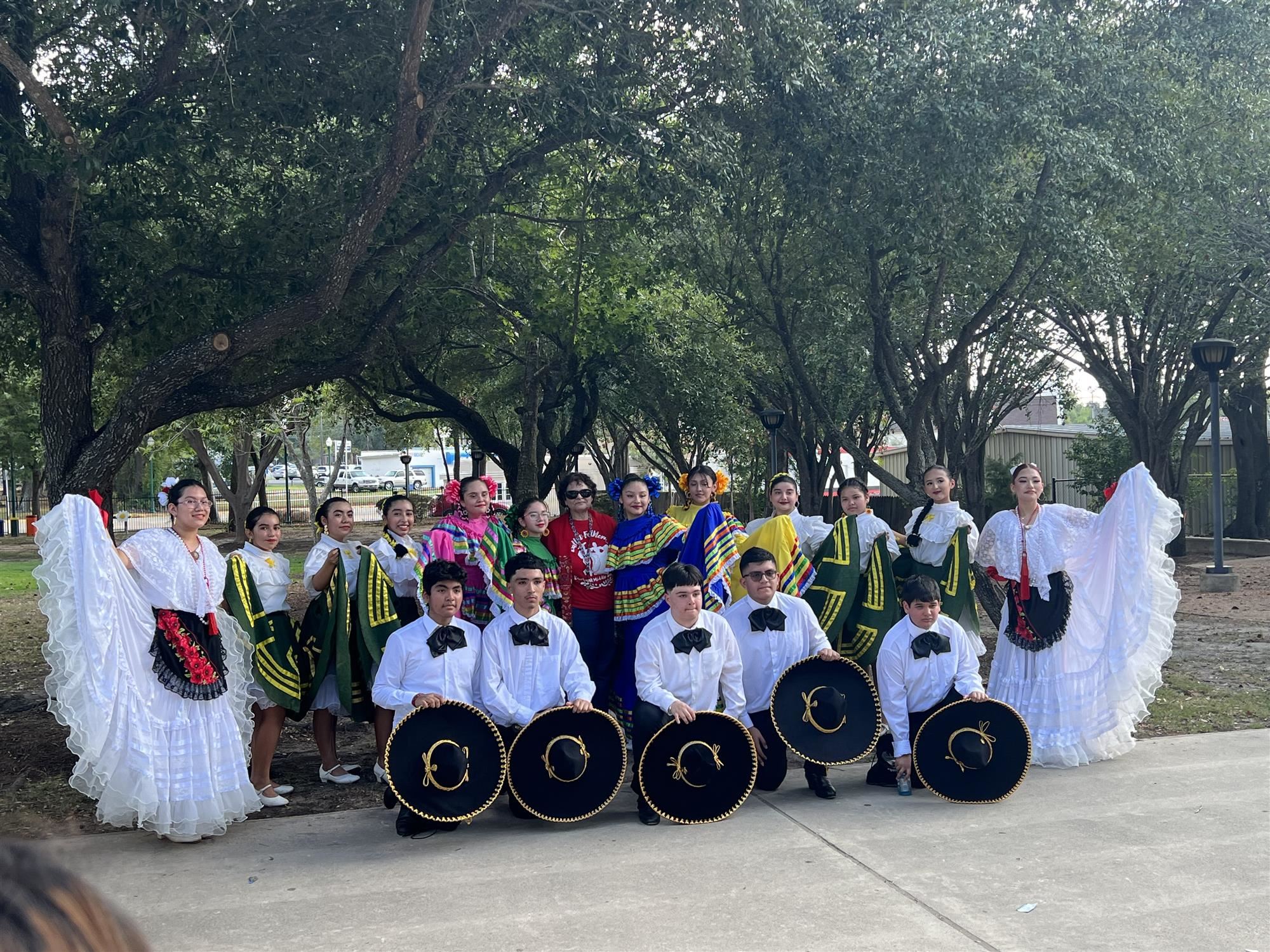Las Aguilas de Oro in Conroe
