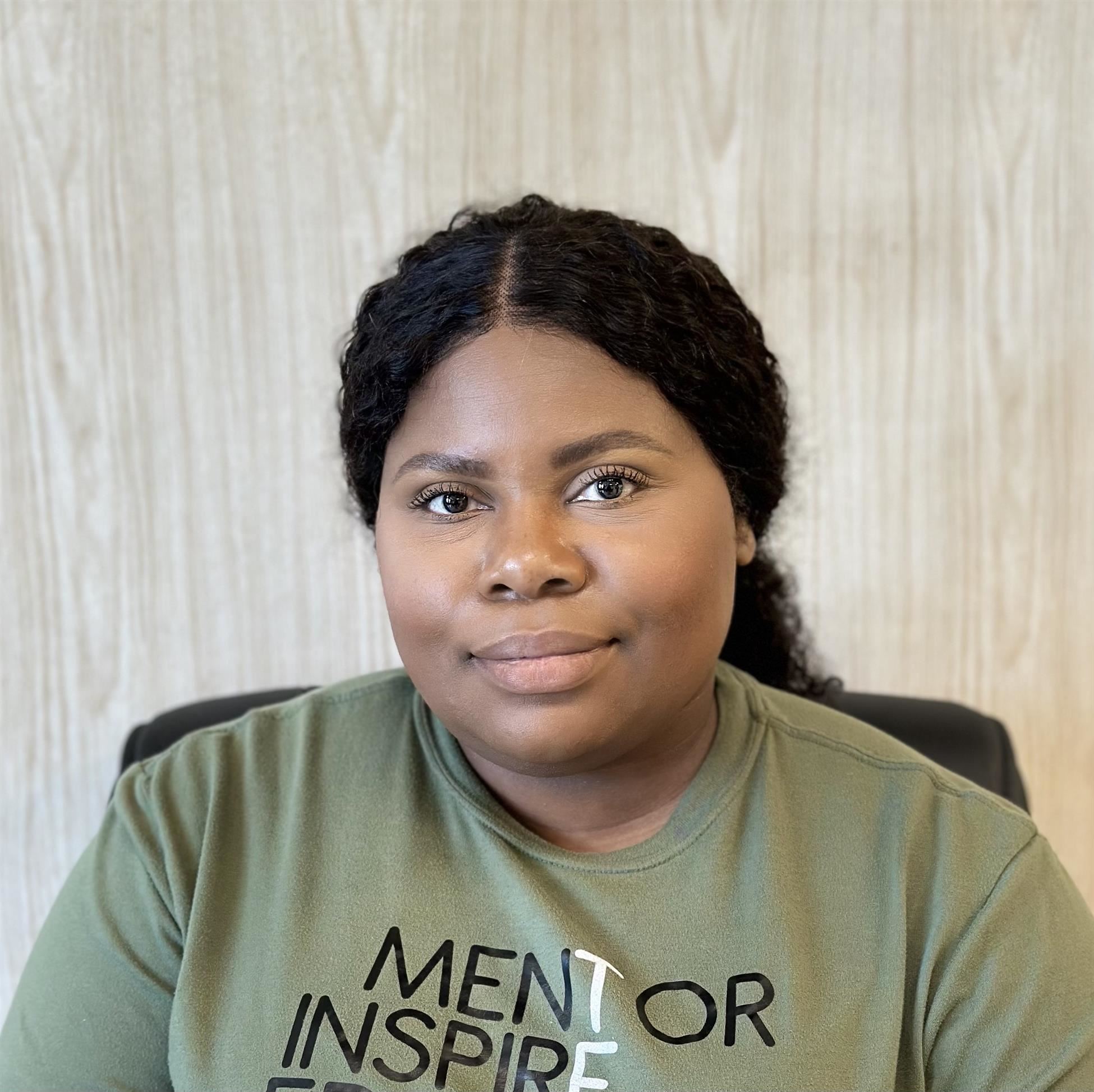 Alicia Thomas (Self-contained)