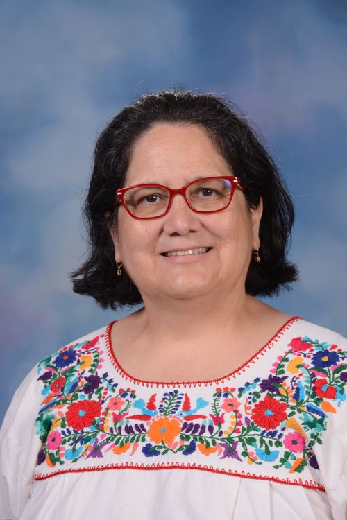 Lynette Tello