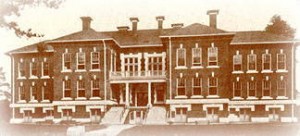 1910-Travis Elementary Front 