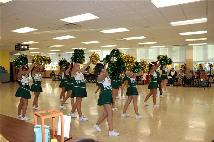 Cheerleaders 8
