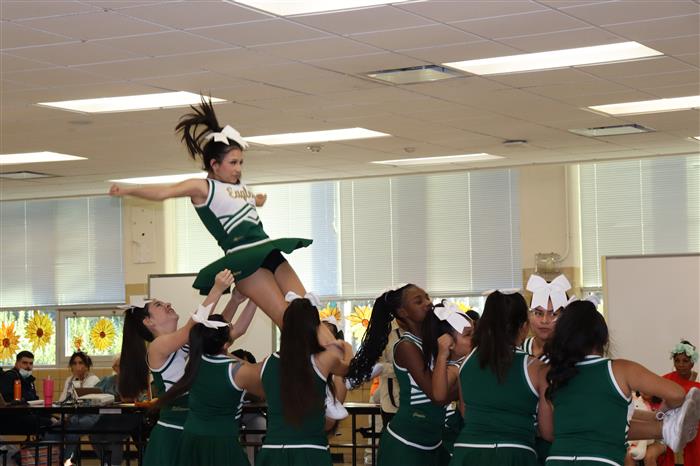 Cheerleaders 9